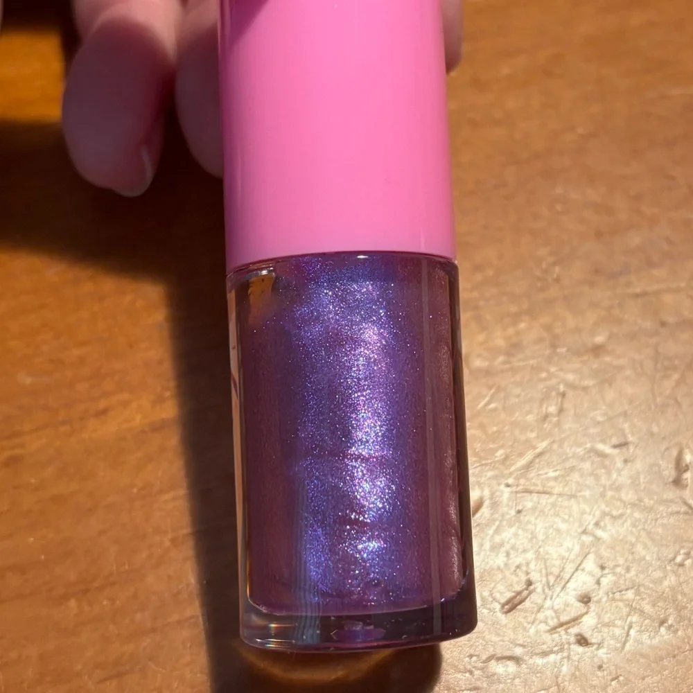 Too Faced Kissing Jelly Gloss Birthday Kiss